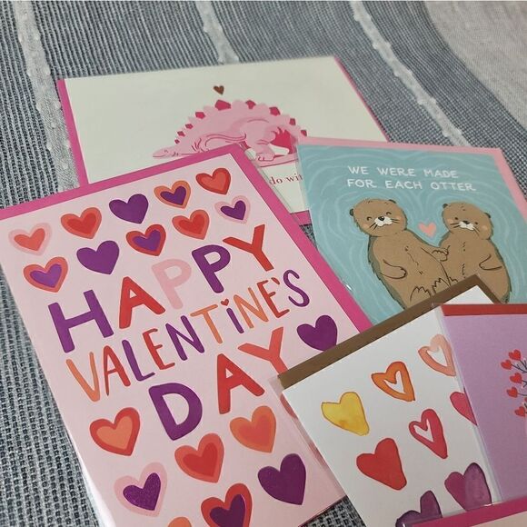 NEW- Bundle Of 12 Valentine's Greeting Cards - Picture 6 of 7